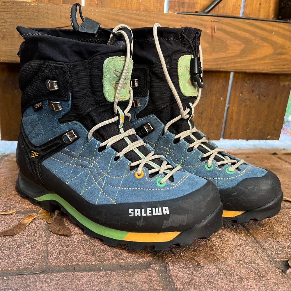 Salewa Gortex 3F Snowshoe compatible Hiking Boots